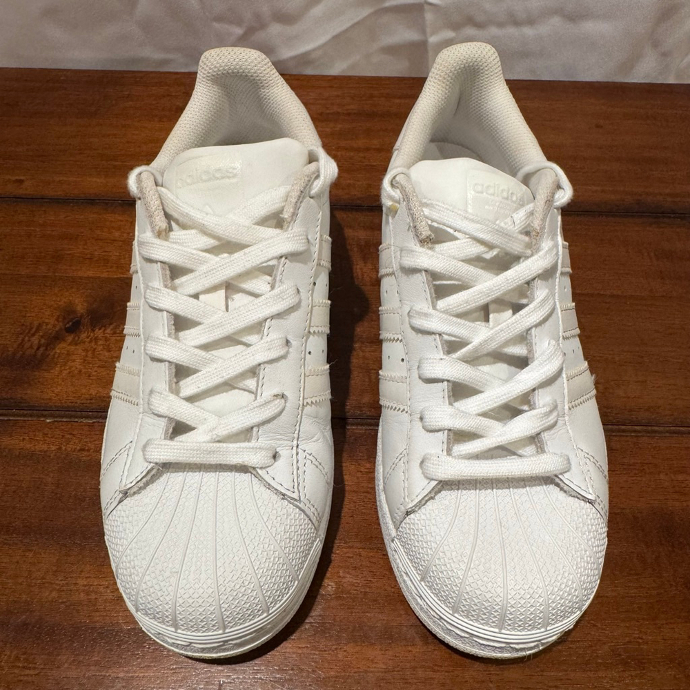 Adidas Superstar Leather Sneaker White Women's /Mens Classic Shell-Toe style - Picture 3 of 11